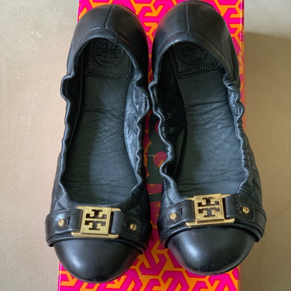 Authentic Tory Burch Size 6 Flats
